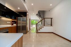 Holland Link (D10), Terrace #503035051